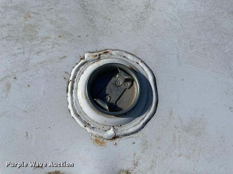 image for item MI9564 Fuel tank