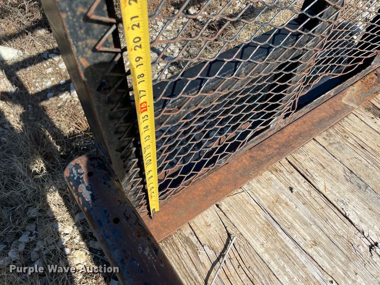 image for item MI9576 2009 Top Hat  utility trailer