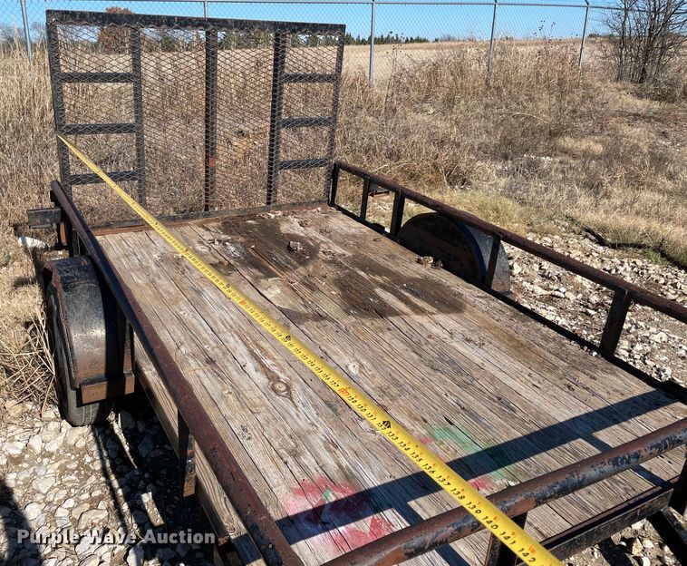 image for item MI9576 2009 Top Hat  utility trailer