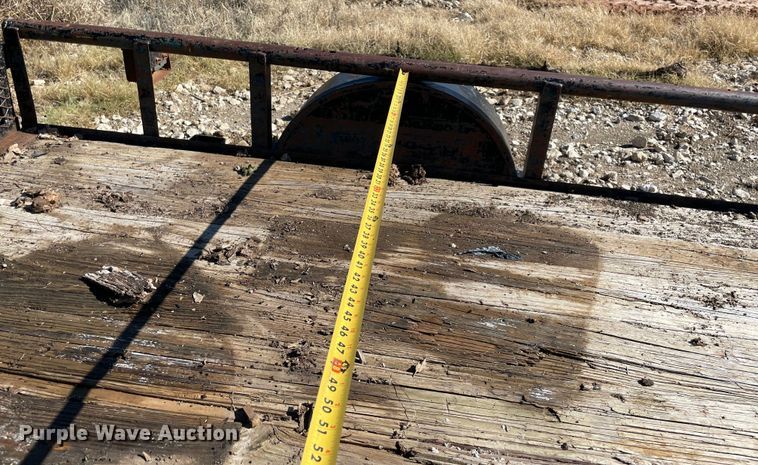 image for item MI9576 2009 Top Hat  utility trailer