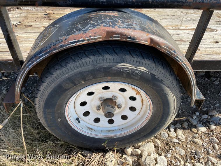 image for item MI9576 2009 Top Hat  utility trailer