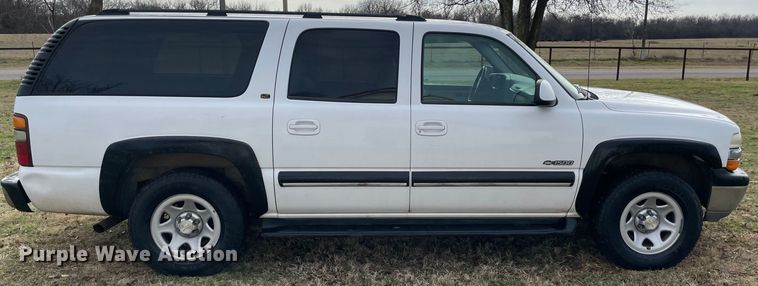 image for item MI9635 2001 Chevrolet Suburban  SUV