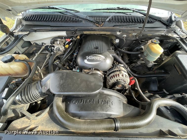 image for item MI9635 2001 Chevrolet Suburban  SUV