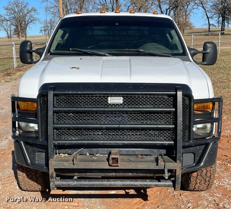 image for item MI9646 2008 Ford F350 Super Duty XL  flatbed pickup truck