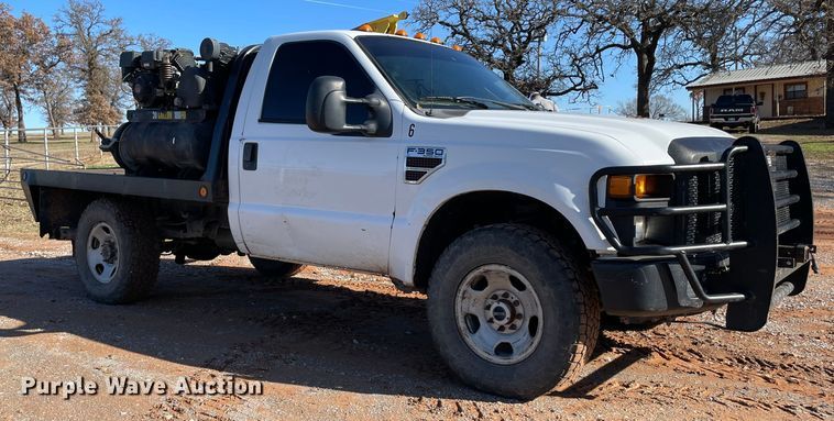 image for item MI9646 2008 Ford F350 Super Duty XL  flatbed pickup truck