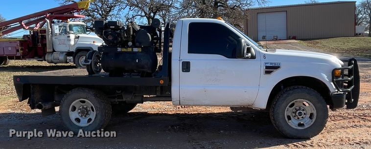 image for item MI9646 2008 Ford F350 Super Duty XL  flatbed pickup truck