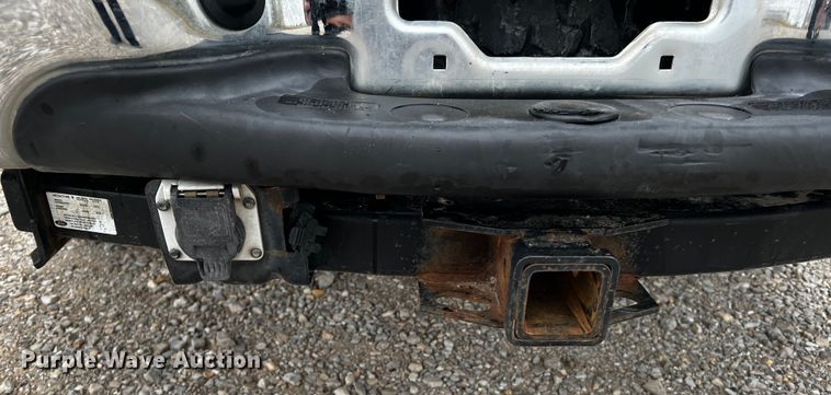 image for item MJ9226 2006 Ford F250 Super Duty XL  Crew Cab pickup truck