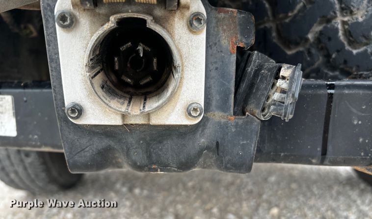 image for item MJ9226 2006 Ford F250 Super Duty XL  Crew Cab pickup truck