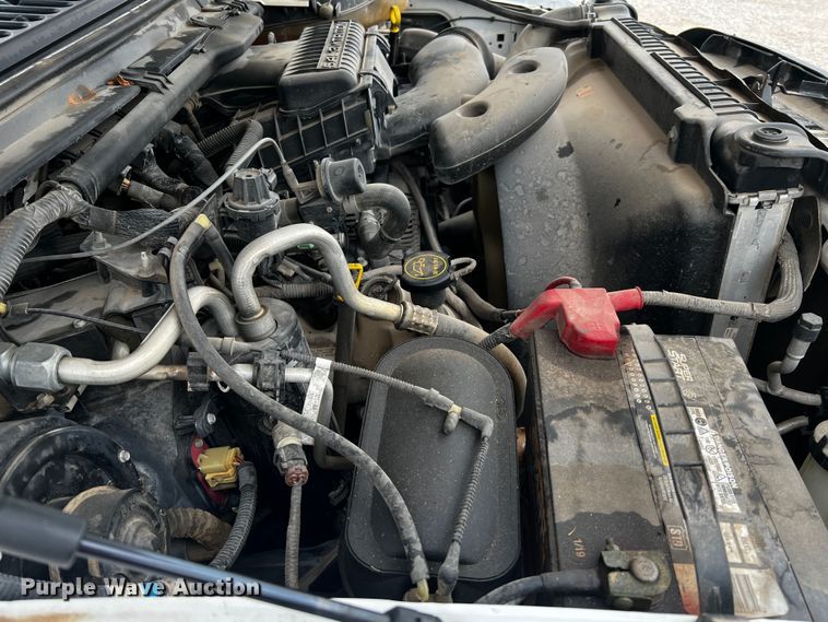 image for item MJ9226 2006 Ford F250 Super Duty XL  Crew Cab pickup truck