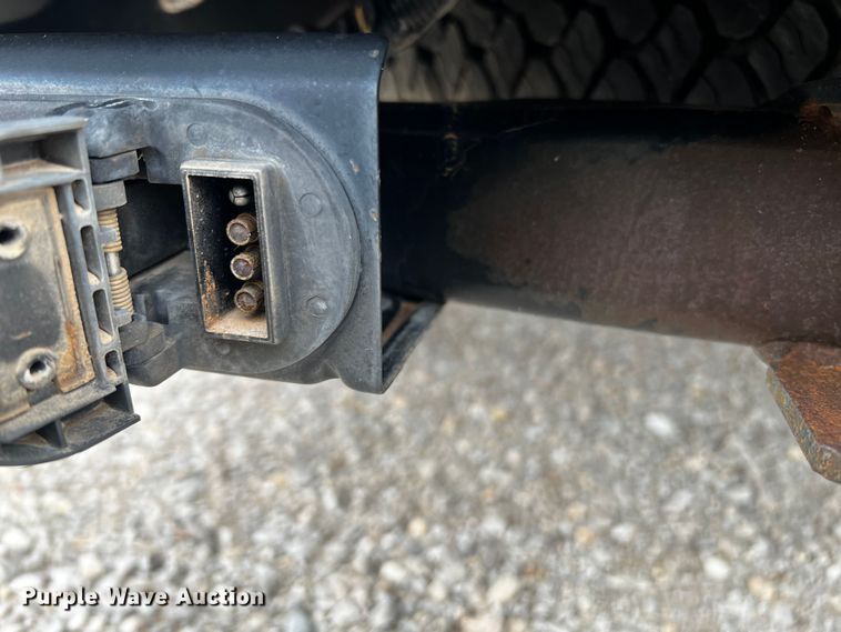 image for item MJ9227 2010 Ford F250 Super Duty XL  SuperCab pickup truck