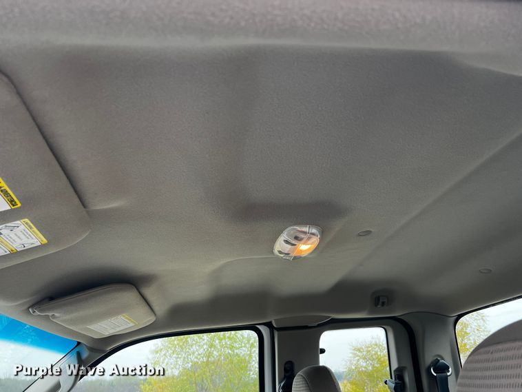 image for item MJ9227 2010 Ford F250 Super Duty XL  SuperCab pickup truck