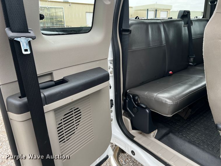 image for item MJ9227 2010 Ford F250 Super Duty XL  SuperCab pickup truck