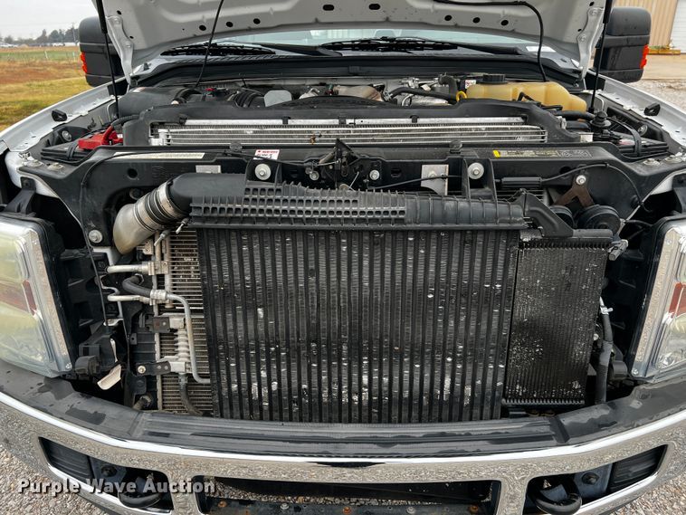 image for item MJ9227 2010 Ford F250 Super Duty XL  SuperCab pickup truck