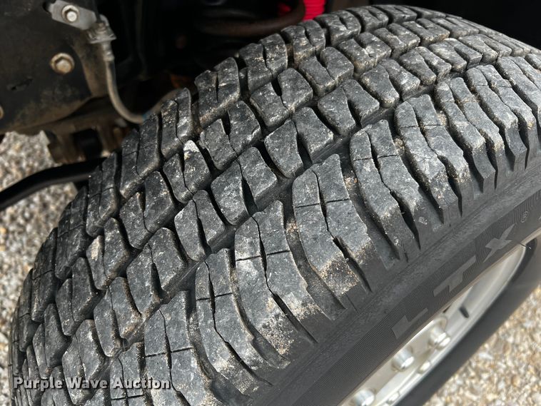 image for item MJ9227 2010 Ford F250 Super Duty XL  SuperCab pickup truck