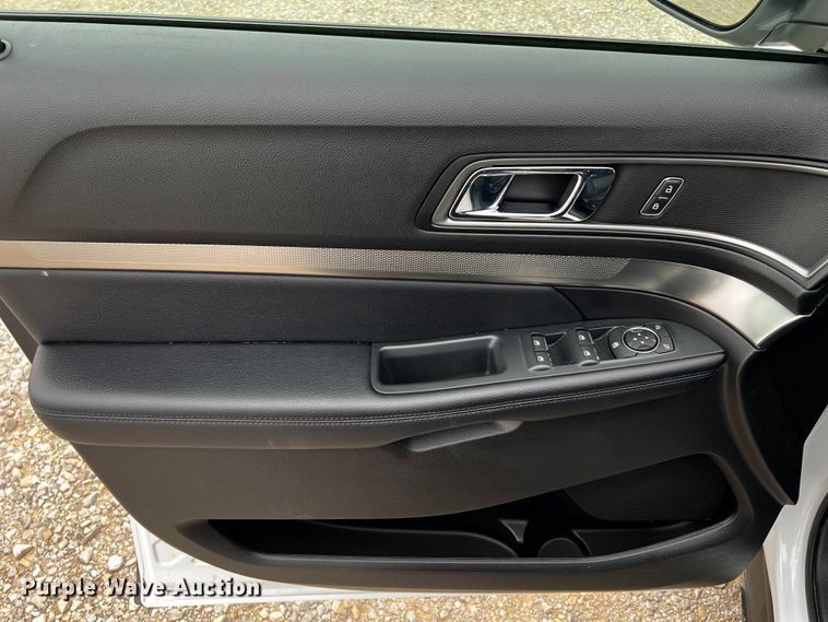 image for item MJ9232 2018 Ford Explorer  SUV