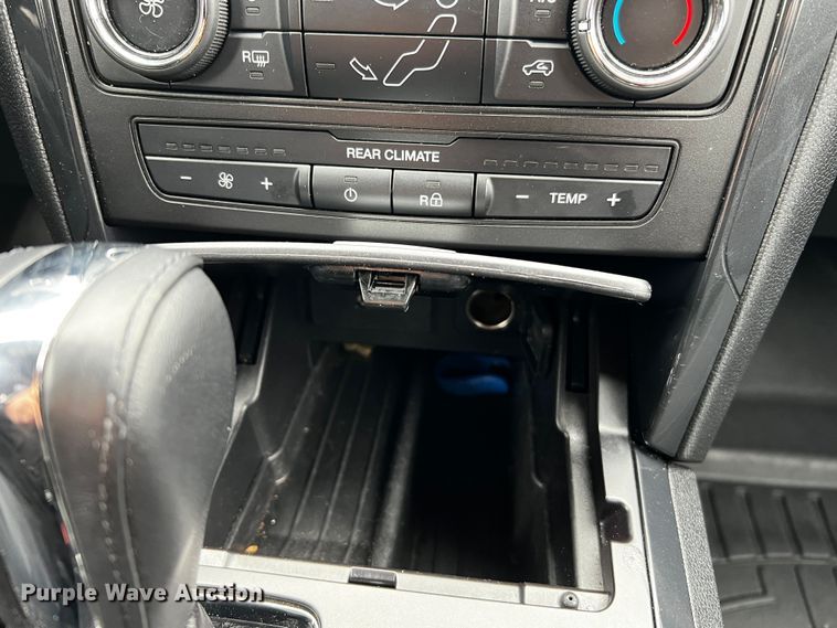 image for item MJ9232 2018 Ford Explorer  SUV