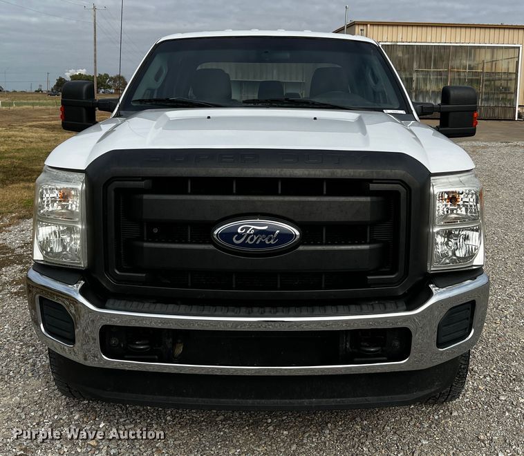 image for item MJ9233 2011 Ford F250 Super Duty XL  Crew Cab pickup truck