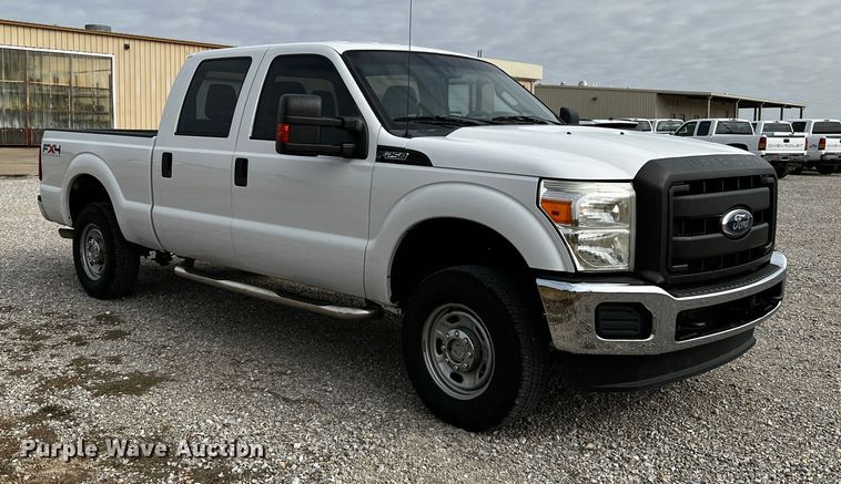 image for item MJ9233 2011 Ford F250 Super Duty XL  Crew Cab pickup truck