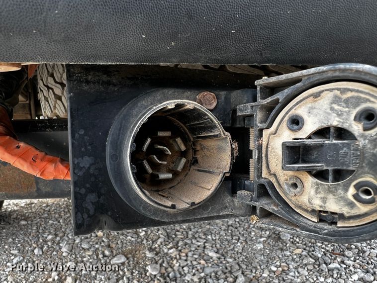 image for item MJ9233 2011 Ford F250 Super Duty XL  Crew Cab pickup truck