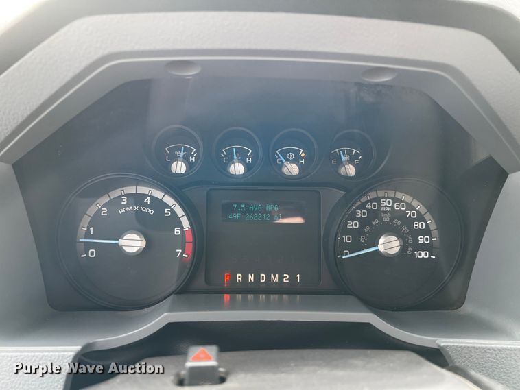 image for item MJ9233 2011 Ford F250 Super Duty XL  Crew Cab pickup truck