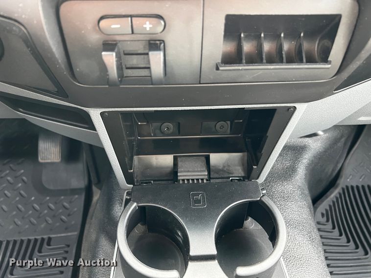 image for item MJ9233 2011 Ford F250 Super Duty XL  Crew Cab pickup truck