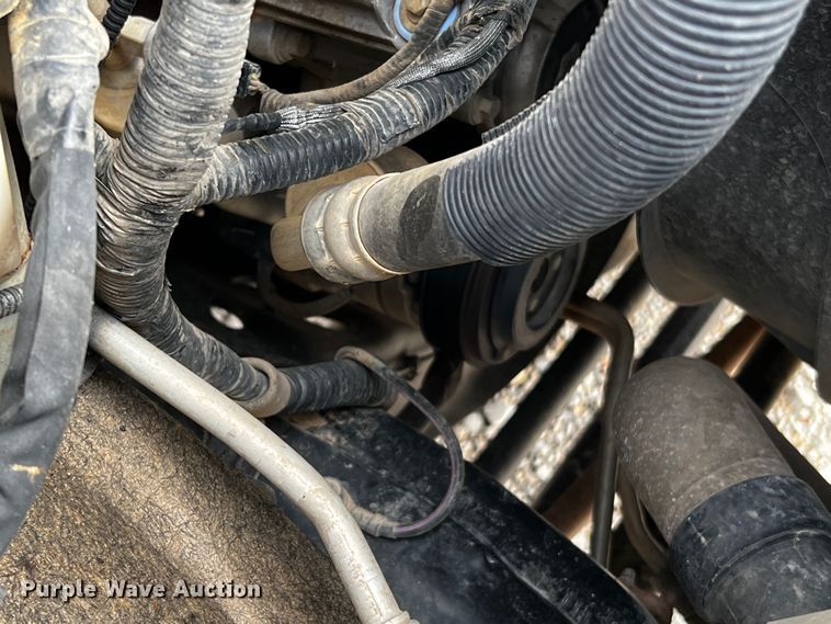 image for item MJ9233 2011 Ford F250 Super Duty XL  Crew Cab pickup truck