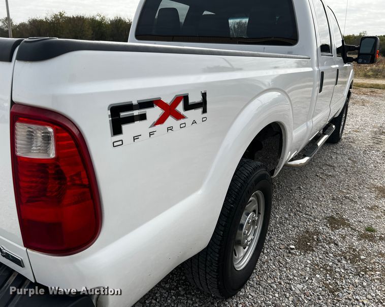 image for item MJ9233 2011 Ford F250 Super Duty XL  Crew Cab pickup truck