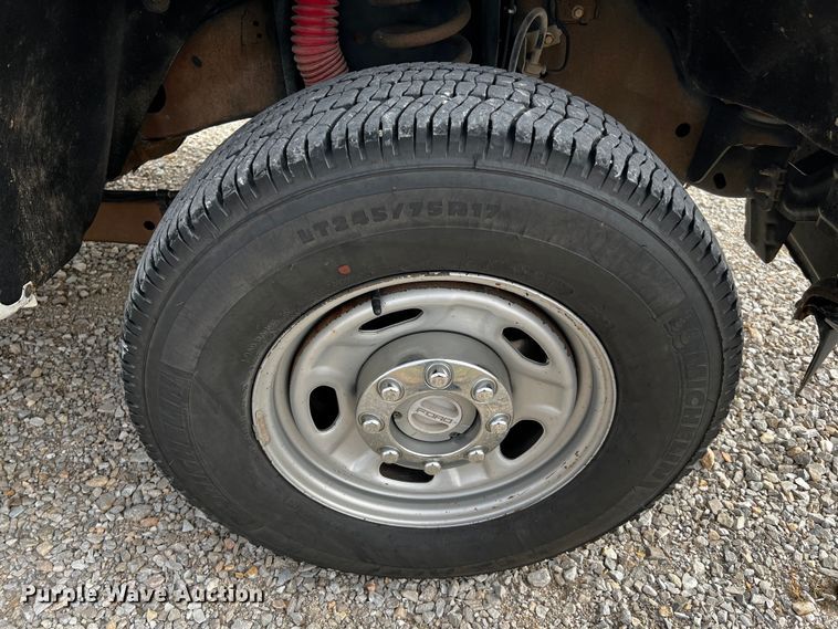 image for item MJ9233 2011 Ford F250 Super Duty XL  Crew Cab pickup truck