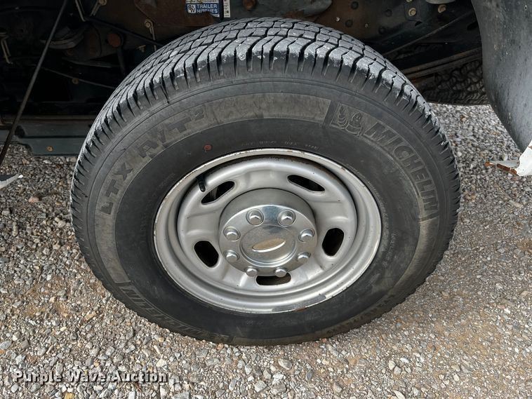 image for item MJ9233 2011 Ford F250 Super Duty XL  Crew Cab pickup truck