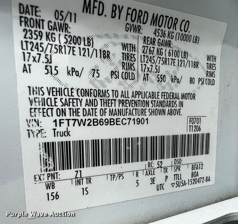 image for item MJ9233 2011 Ford F250 Super Duty XL  Crew Cab pickup truck