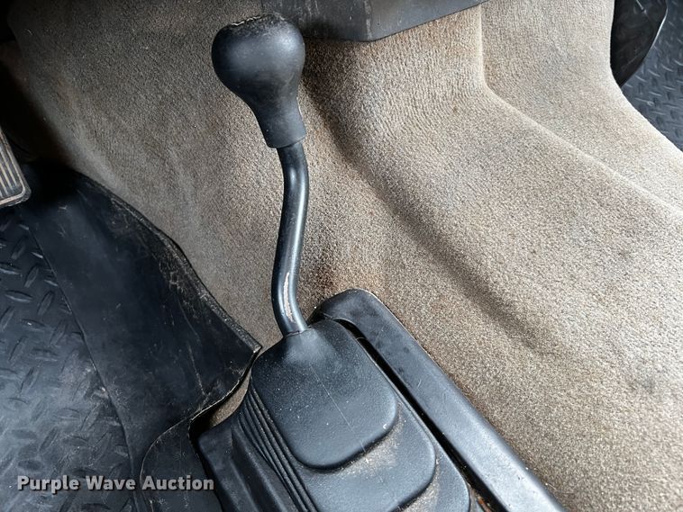 image for item MJ9236 2010 Ford F250 Super Duty XLT  Crew Cab pickup truck