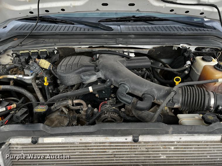 image for item MJ9236 2010 Ford F250 Super Duty XLT  Crew Cab pickup truck