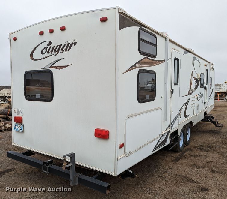 image for item MJ9238 2011 Keystone Cougar CG31SQB11  camper