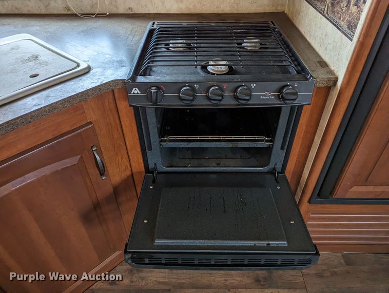 image for item MJ9238 2011 Keystone Cougar CG31SQB11  camper