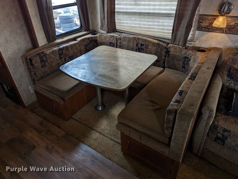 image for item MJ9238 2011 Keystone Cougar CG31SQB11  camper