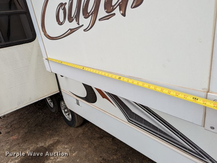 image for item MJ9238 2011 Keystone Cougar CG31SQB11  camper