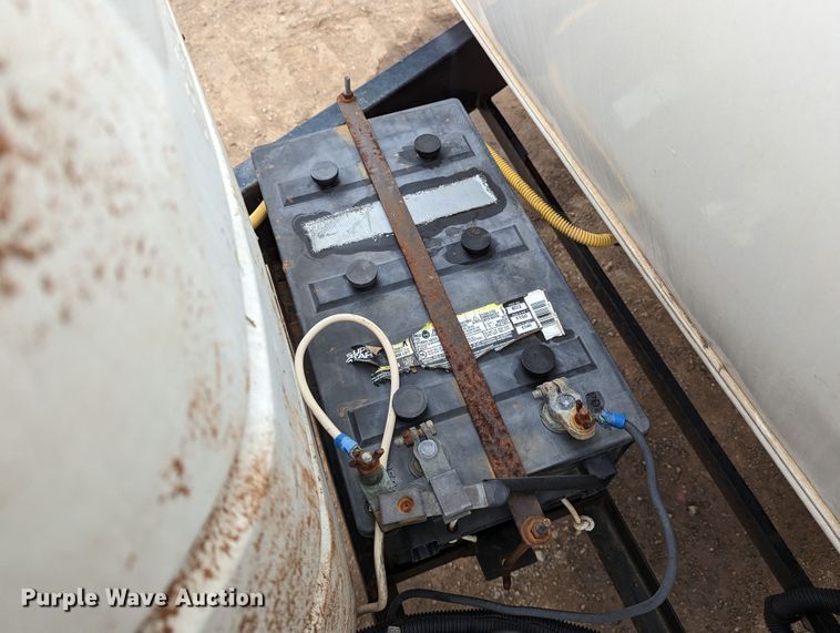 image for item MJ9238 2011 Keystone Cougar CG31SQB11  camper