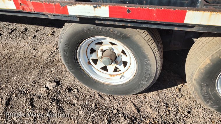 image for item MJ9280 2001 International  drop deck equipment trailer