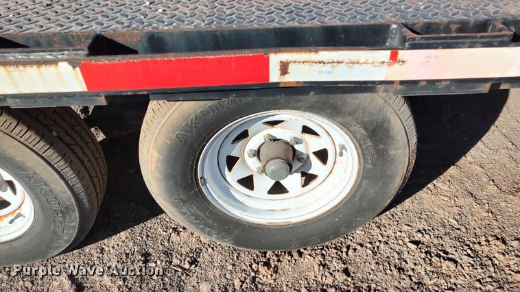 image for item MJ9280 2001 International  drop deck equipment trailer