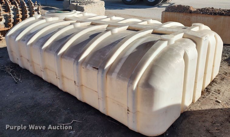 image for item MJ9281 Poly tank