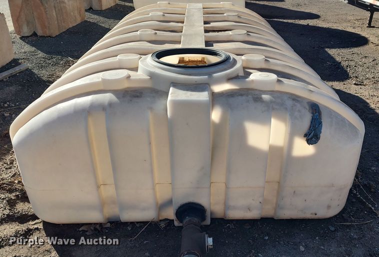 image for item MJ9281 Poly tank