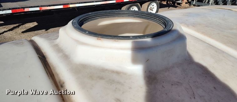 image for item MJ9282 Poly tank