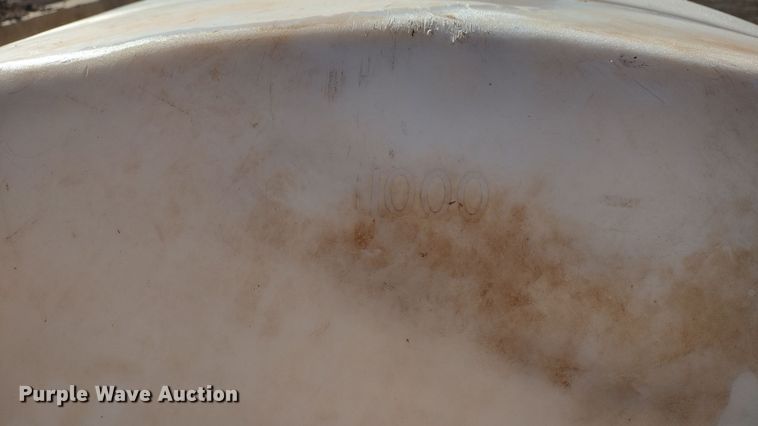 image for item MJ9282 Poly tank