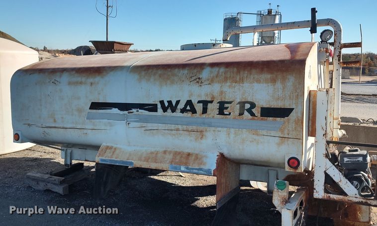 image for item MJ9285 Water tank bed