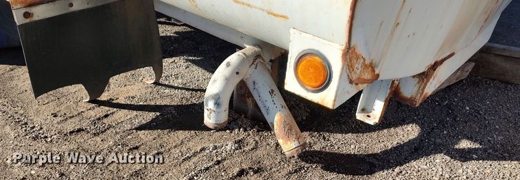 image for item MJ9285 Water tank bed