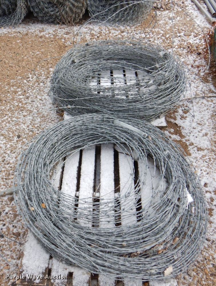 900' of galvanized fence in Dubuque, IA Item MJ9864 sold Purple Wave