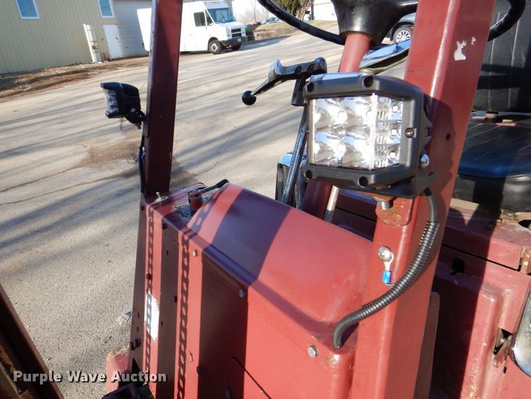 image for item MJ9886 Clark C40B IH40  forklift