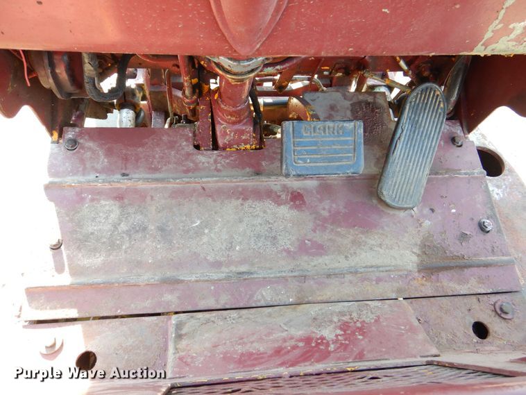 image for item MJ9886 Clark C40B IH40  forklift