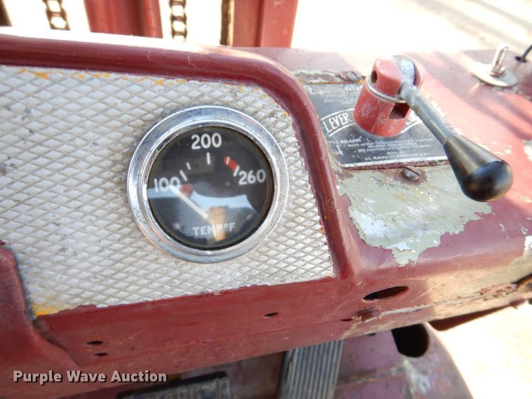 image for item MJ9886 Clark C40B IH40  forklift