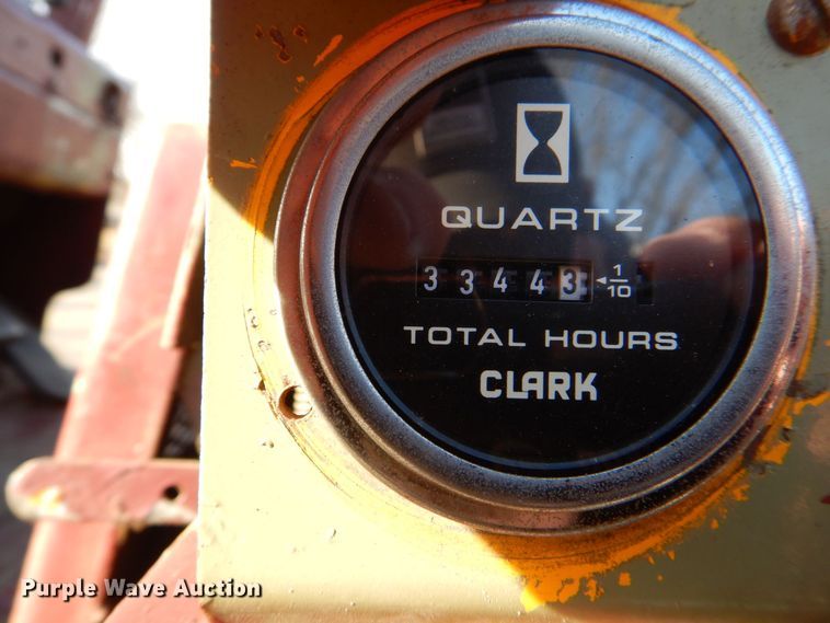 image for item MJ9886 Clark C40B IH40  forklift